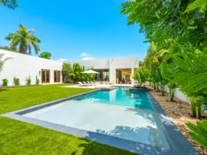 Miami Modern Sanctuary Villa with Private Pool from VILLAWAY®